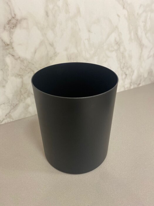 Lixeira Polipropileno e tampa de ferro 5 Litros Black – Tramontina