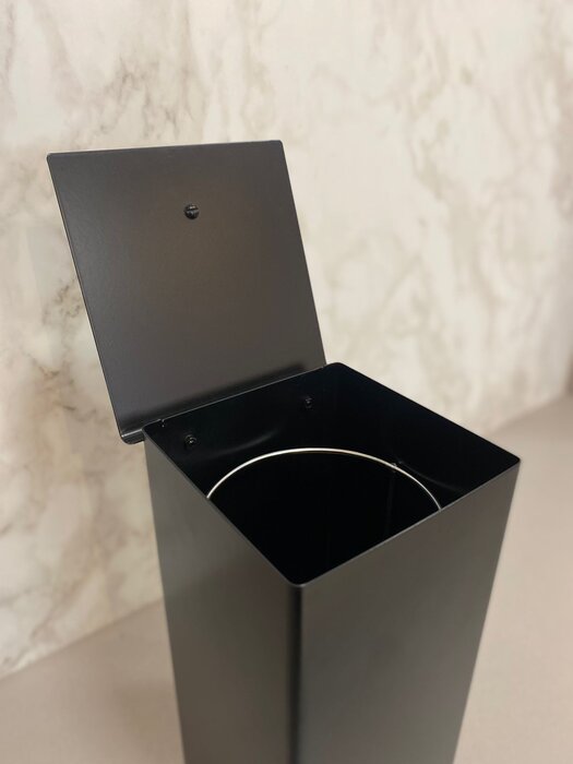 Lixeira Retangular em Inox Black Fosco - Inotex